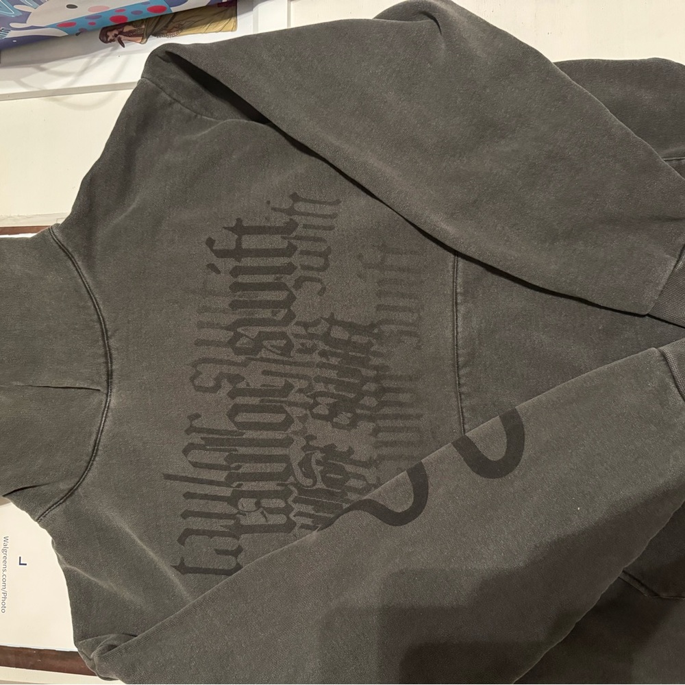 ✨TRADE ONLY✨ Reputation Holiday Collection Sweatshirt